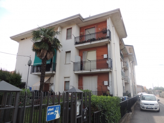 SANTHIA\': Alloggio in contesto tranquillo